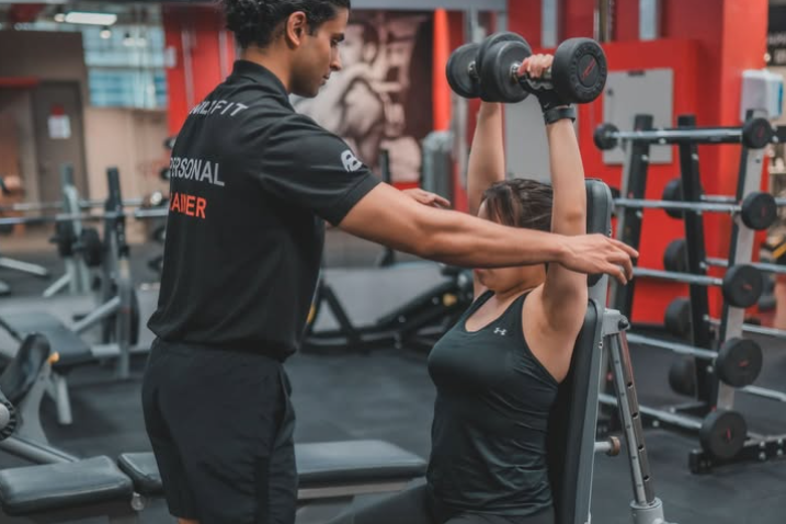 home personal trainer Arabian Ranches training client at home home personal trainer Arabian Ranches training client at home